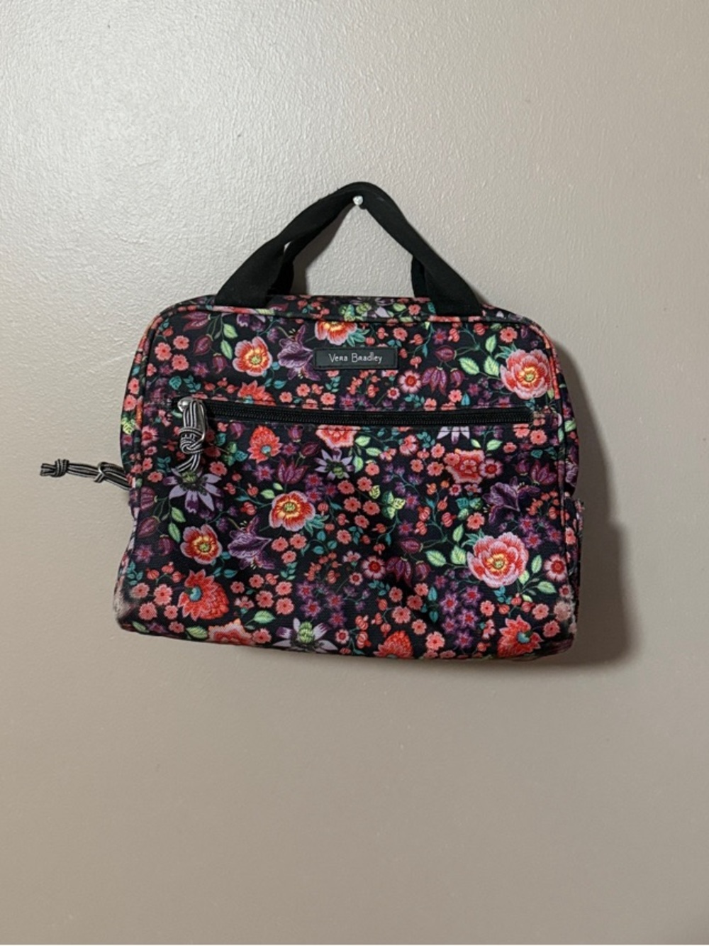 Vera Bradley Floral insulated Lunchbox with Pink, Red & Green Accents